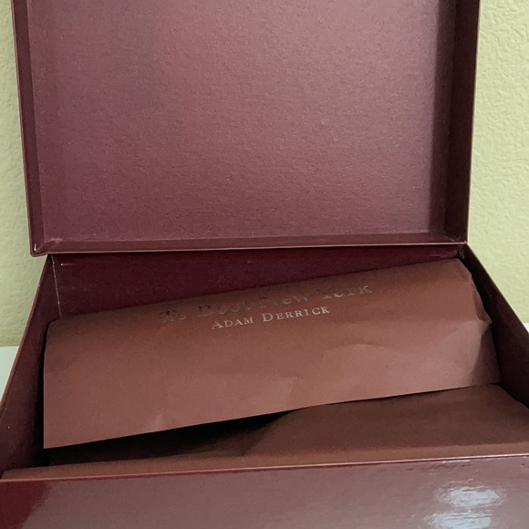 BRAND NEW To Boot New York boots Cary - Picture 9 of 9